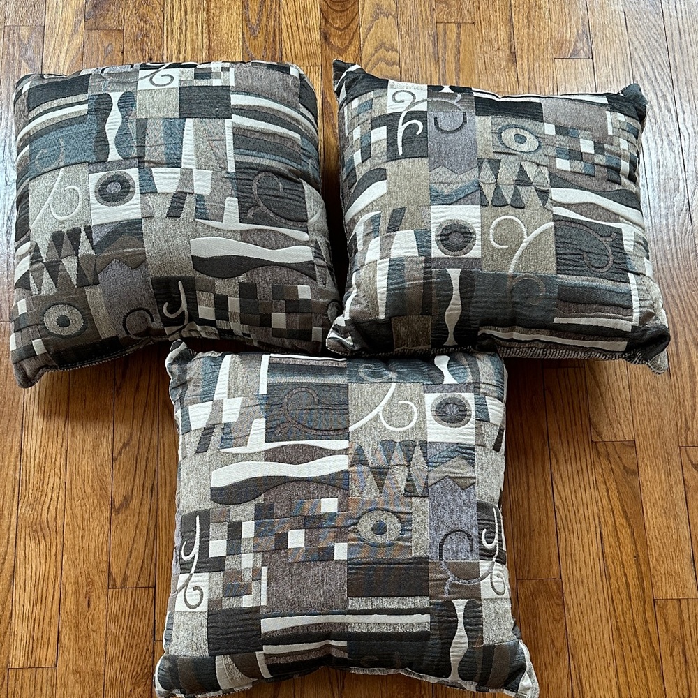 Geometric Pattern Throw Pillows - Set of 3 18 inches NWOT